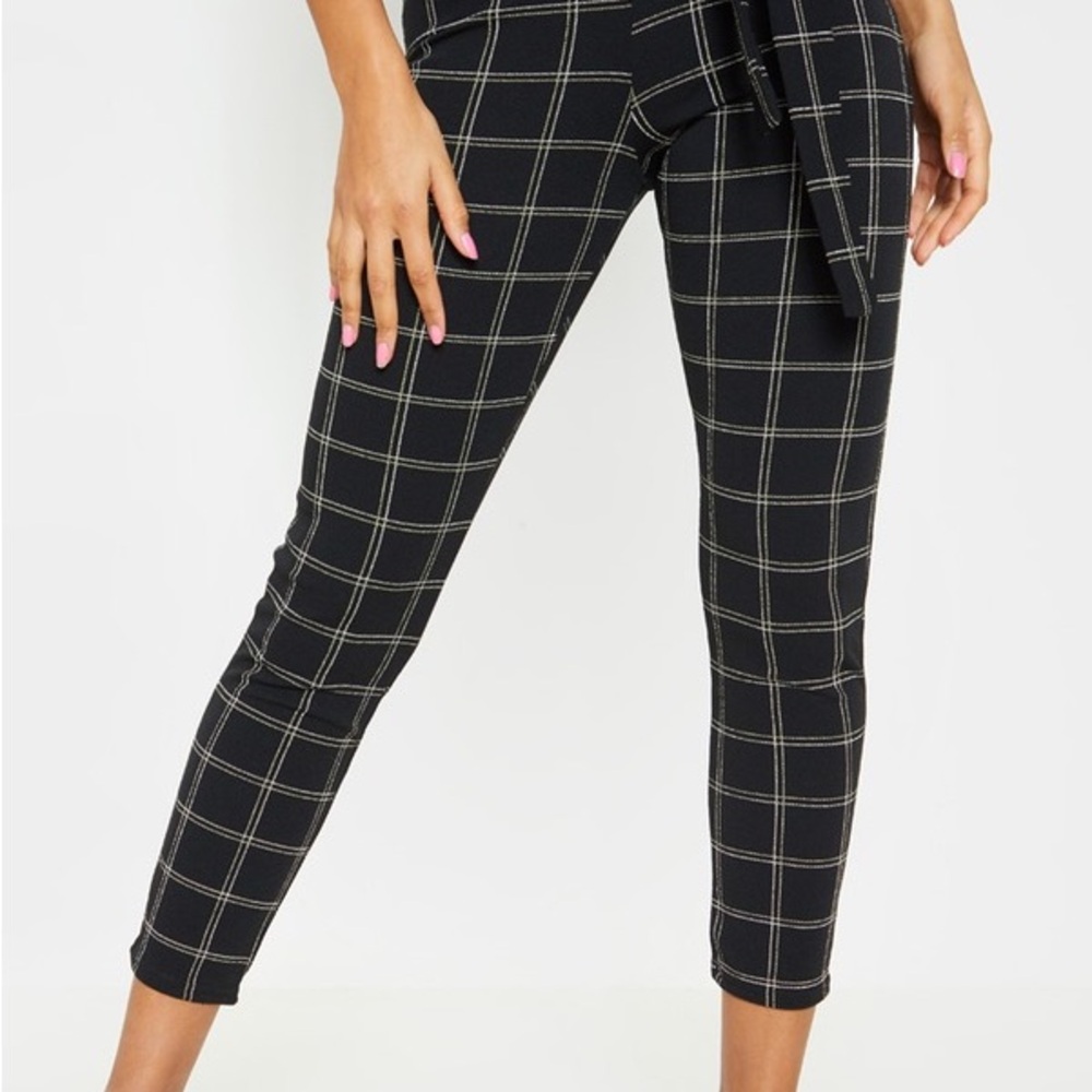 PrettyLittleThing Black Grid Pattern Cropped Pants